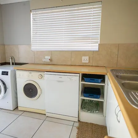 25 On Main Struisbaai Apartment Room photo