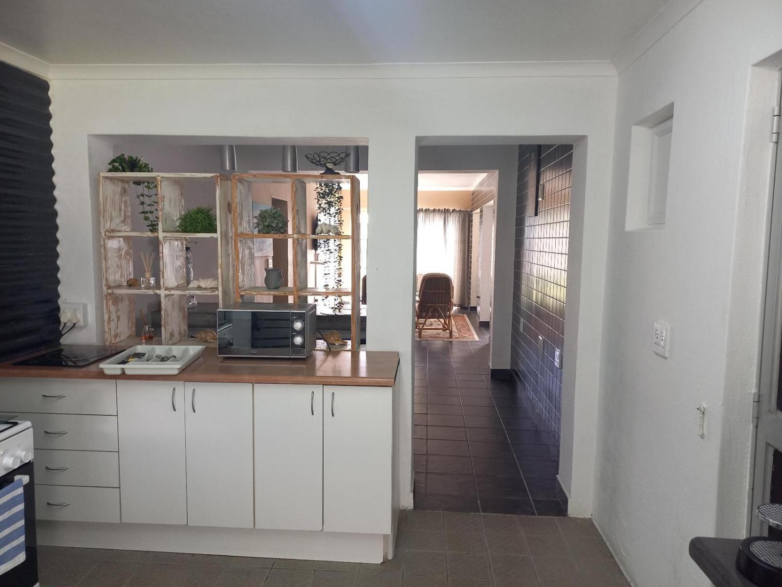 25 On Main * Struisbaai